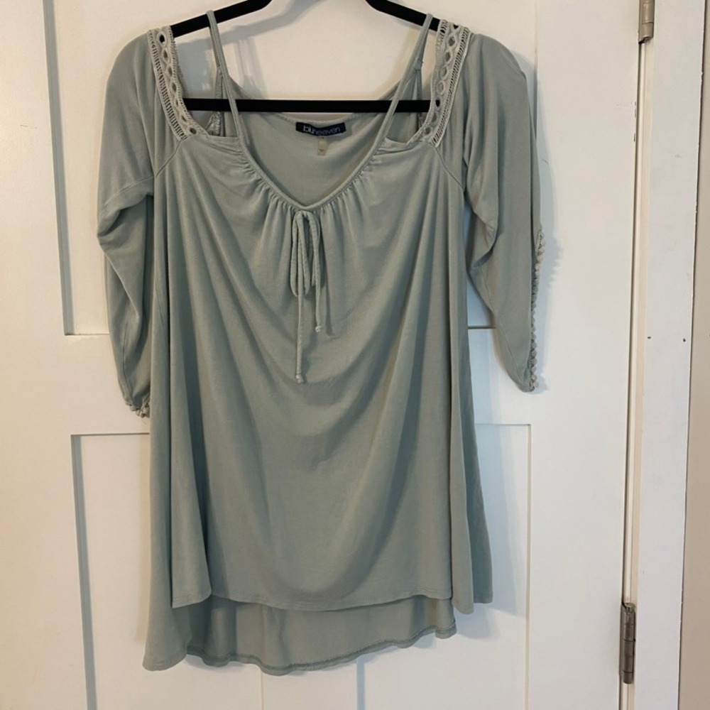 Bluheaven Women Sage Green Cold Shoulder‎ Crochet Trim Bell Sleeve Boho Top S
